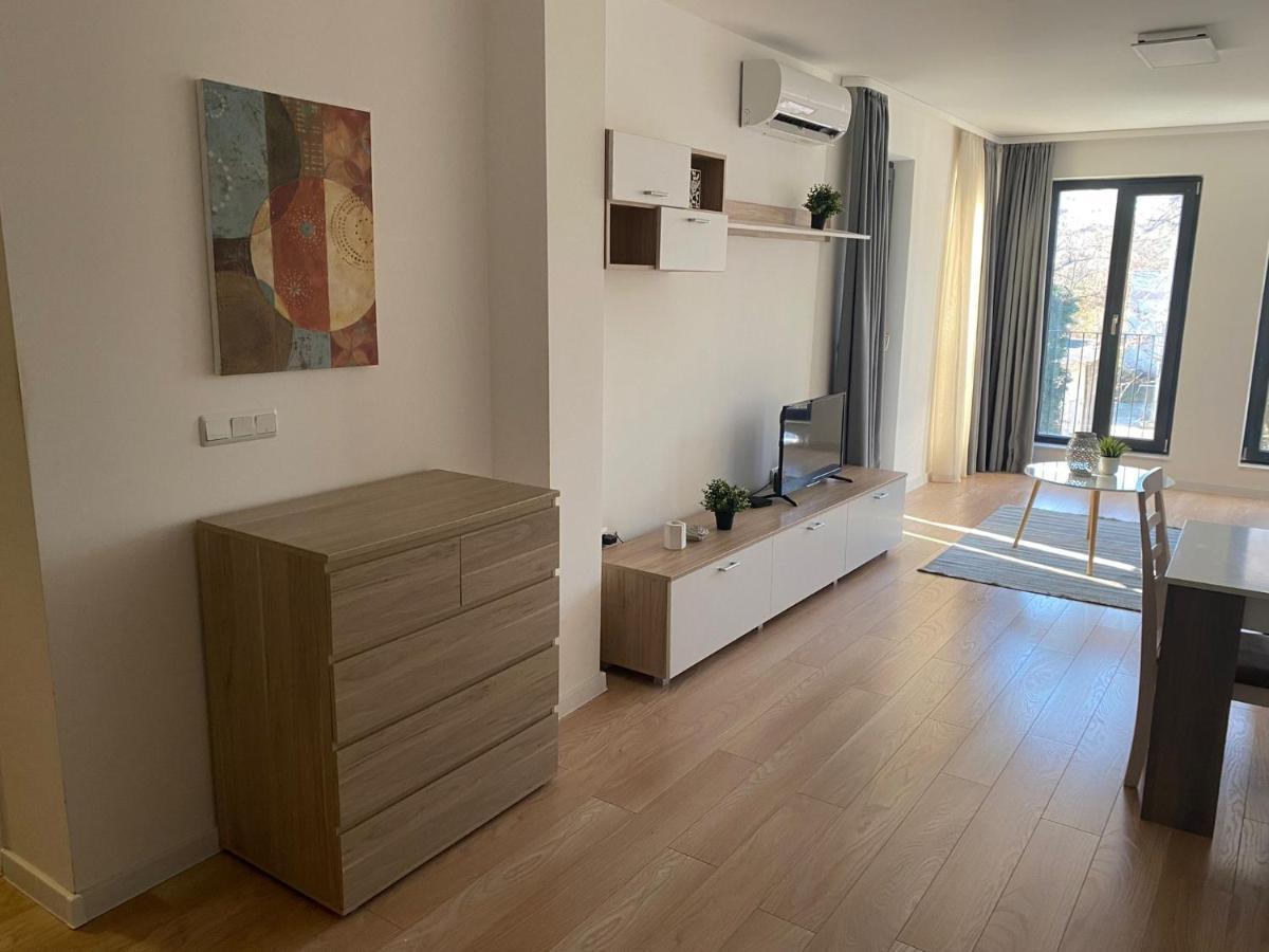 Brand New Apartment With Outdoor Swimming Pool Varna ภายนอก รูปภาพ